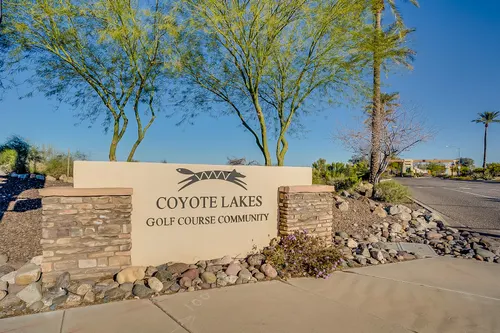 Coyote Lakes in Surprise, Arizona