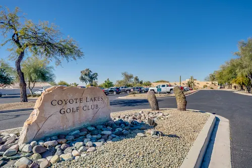 Coyote Lakes in Surprise, Arizona