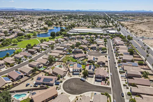 Kingswood Parke in Surprise, Arizona