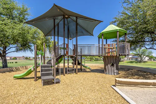 Kingswood Parke in Surprise, Arizona