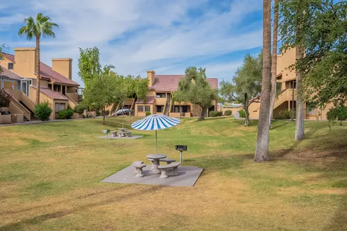 Casa Los Cerros in Tempe, Arizona