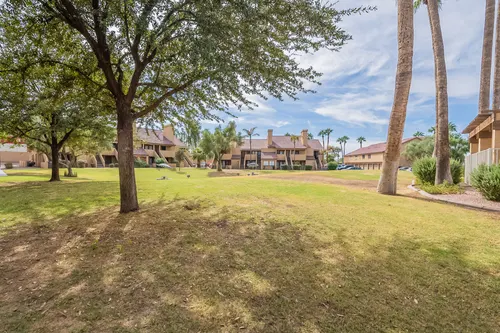 Casa Los Cerros in Tempe, Arizona