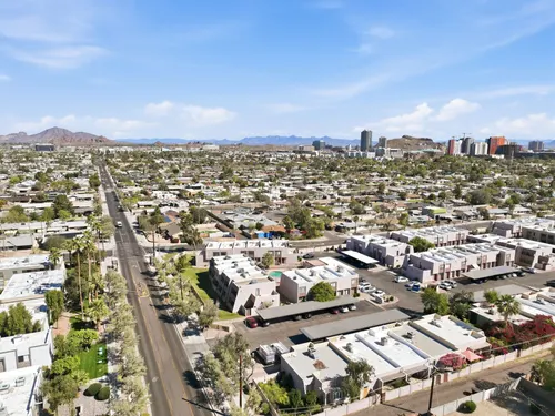Los Prados in Tempe, Arizona