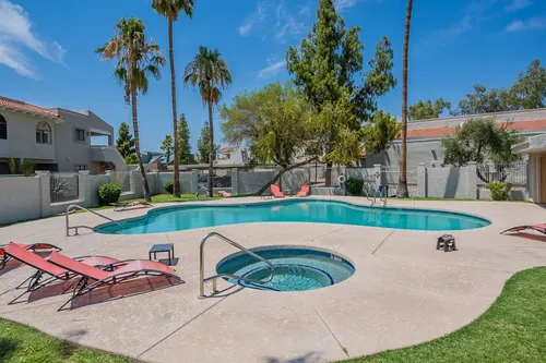 Questa Vid in Tempe, Arizona