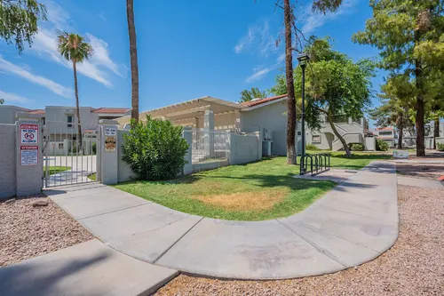 Questa Vid in Tempe, Arizona