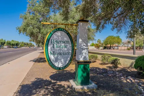 Roosen Heights in Tempe, Arizona