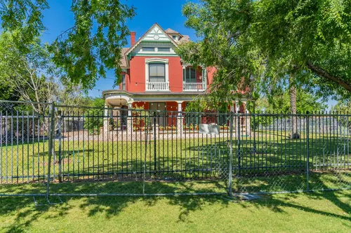 Roosen Heights in Tempe, Arizona