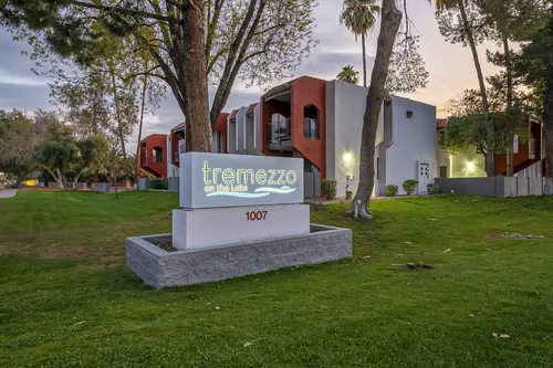 Tremezzo in Tempe, Arizona