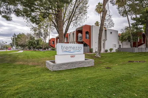Tremezzo in Tempe, Arizona