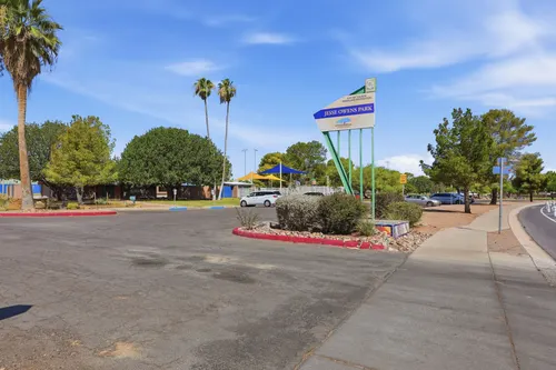Broadway Pantano East in Tucson, Arizona