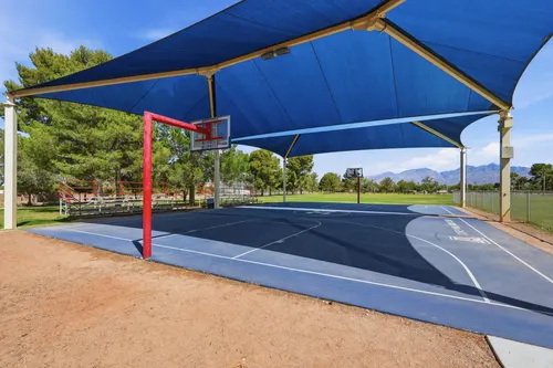 Broadway Pantano East in Tucson, Arizona