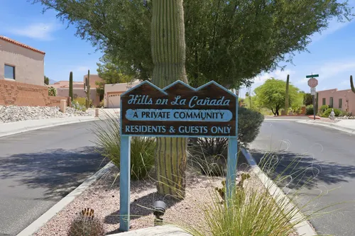 Hills on La Canada in Tucson, Arizona