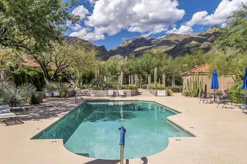 Las Ventanas in Tucson, Arizona