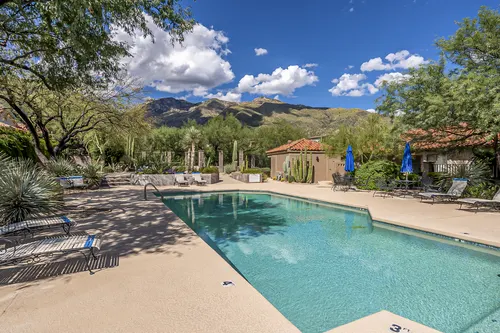 Las Ventanas in Tucson, Arizona
