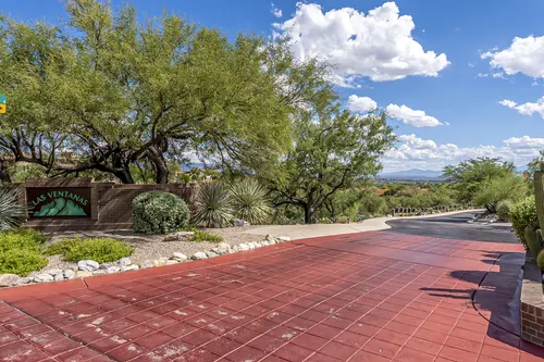 Las Ventanas in Tucson, Arizona