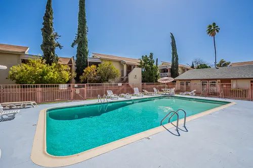 Los Colinas in Tucson, Arizona