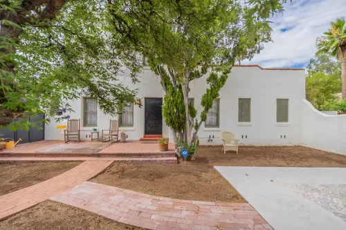Royal Alvernon Condominiums in Tucson, Arizona