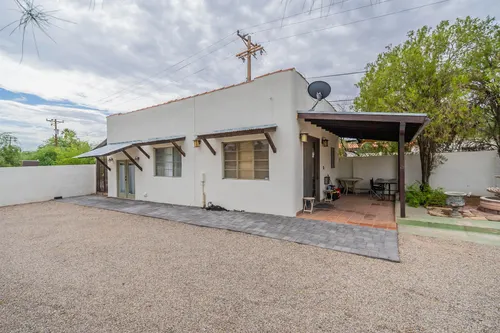 Royal Alvernon Condominiums in Tucson, Arizona