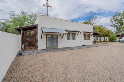 Royal Alvernon Condominiums in Tucson, Arizona