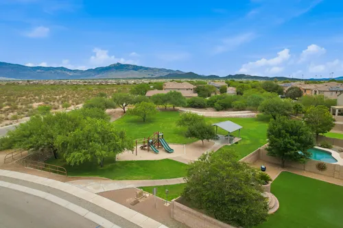 Vista Del Lago in Vail, Arizona
