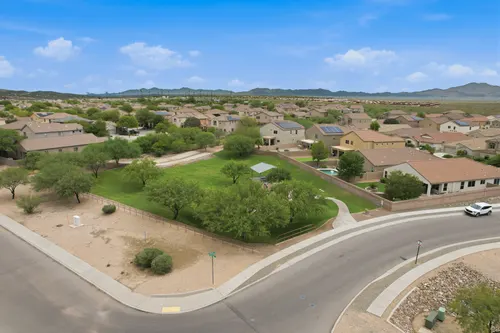 Vista Del Lago in Vail, Arizona
